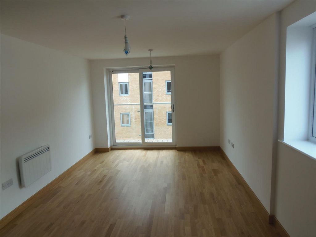 Property photo 3 of 7