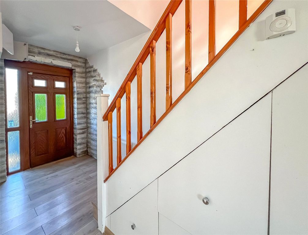 Property photo 2 of 20 Picture No. 14