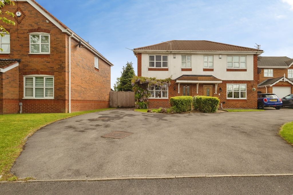 Property photo 1 of 19 Pbox-Img.Jpg
