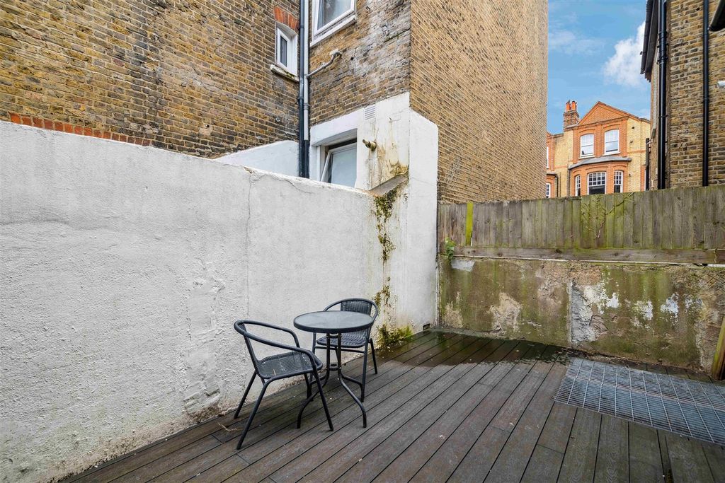 Property photo 3 of 10 4.Jpg