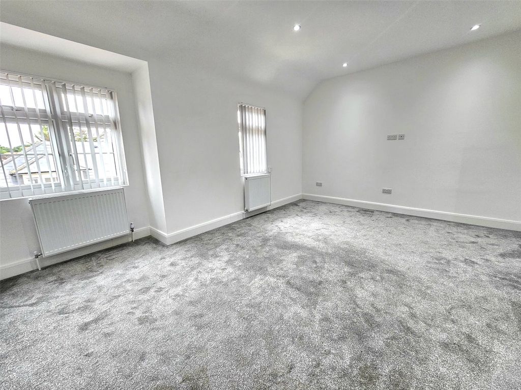 Property photo 1 of 8 Picture No. 07