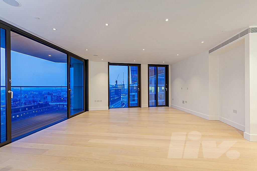 Property photo 1 of 20 Photo 8