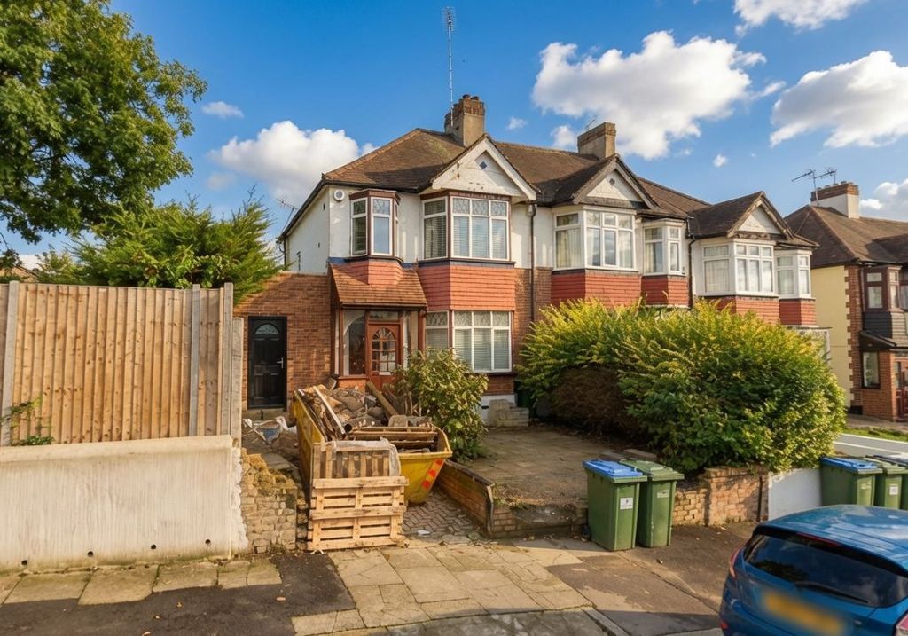 Property photo 1 of 1