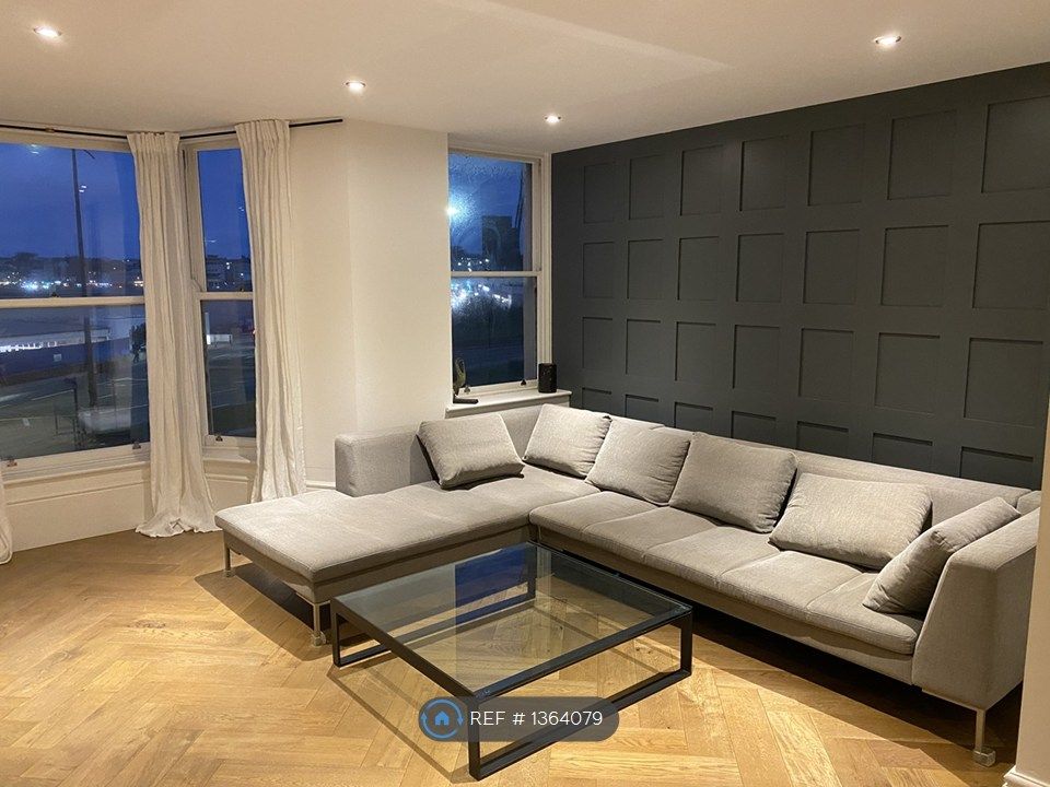 Property photo 3 of 23 Living Area Furniture