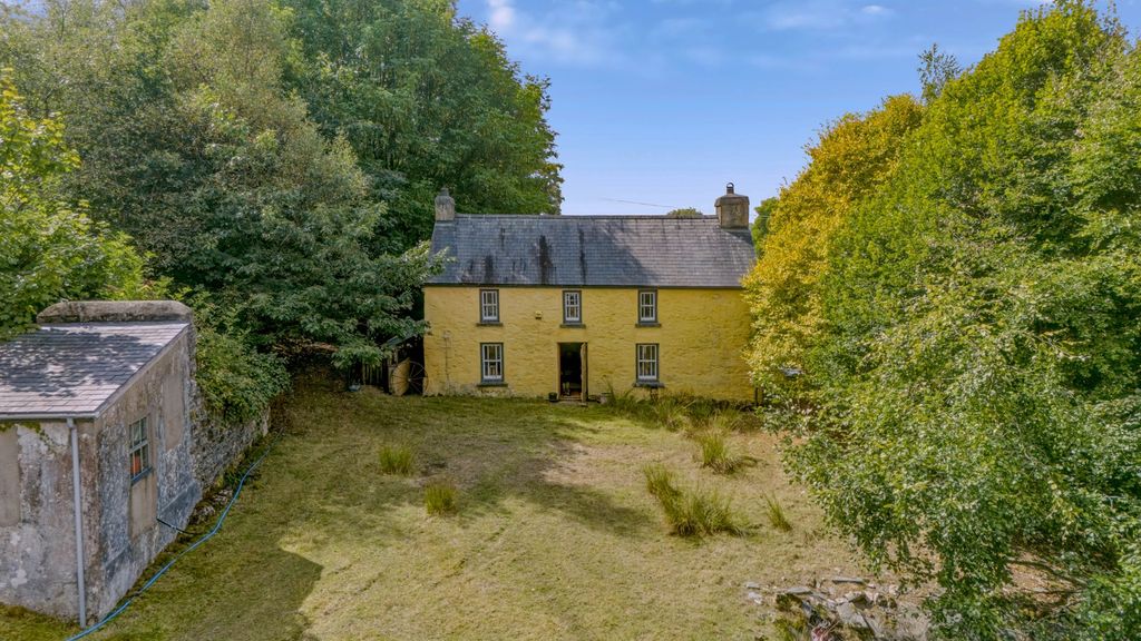 Property photo 1 of 66