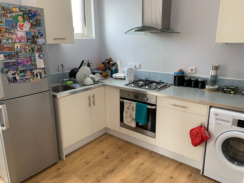 Property photo 2 of 6