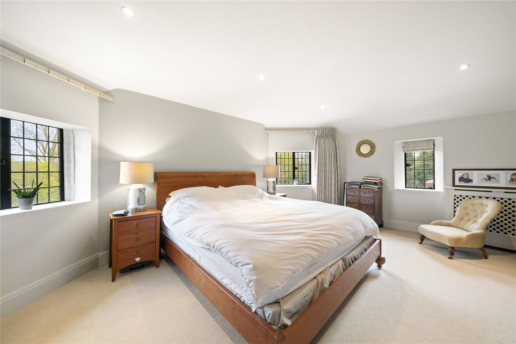 Property photo 3 of 14 Picture No. 06
