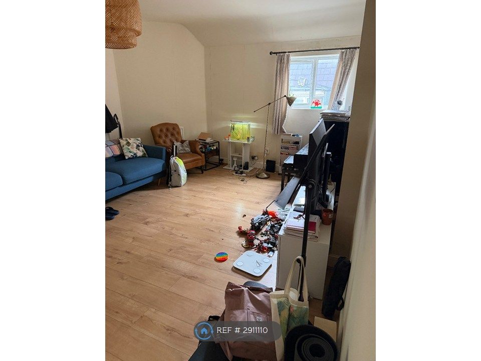 Property photo 3 of 14