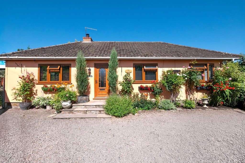 Property photo 1 of 25