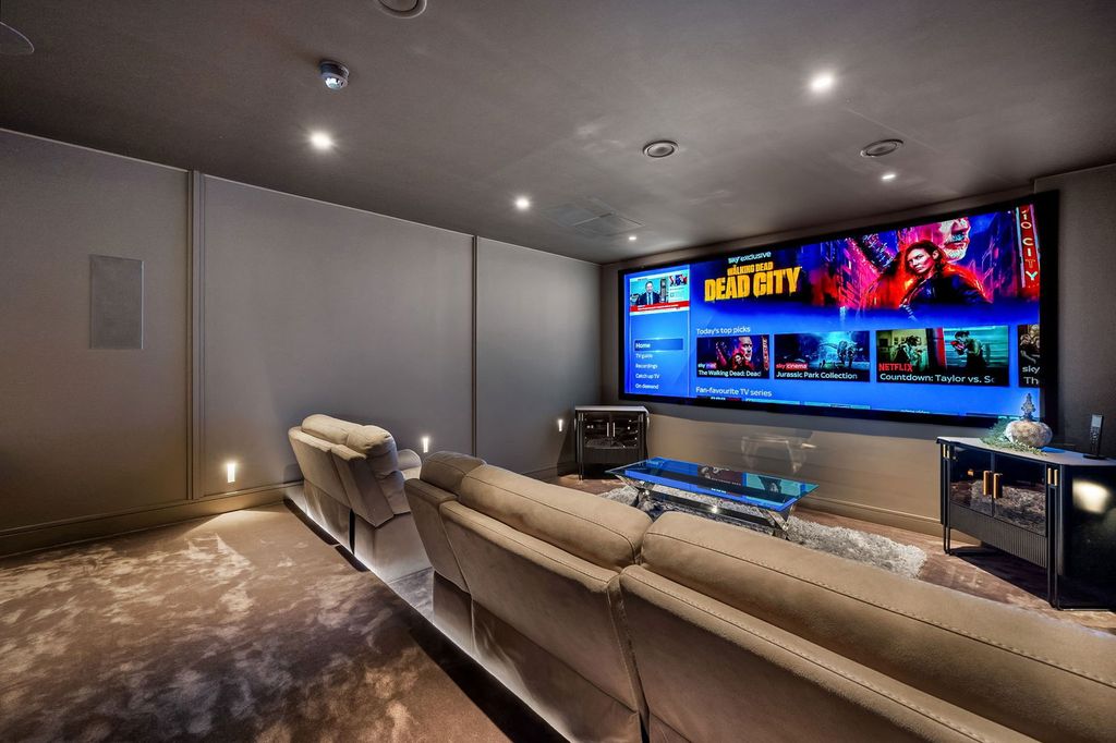 Property photo 3 of 51