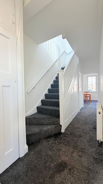 Property photo 3 of 13 Photo 4