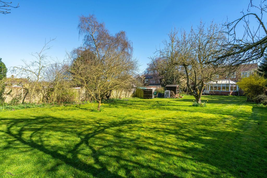 Property photo 3 of 17