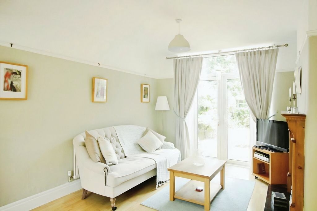 Property photo 2 of 12 Picture No. 09