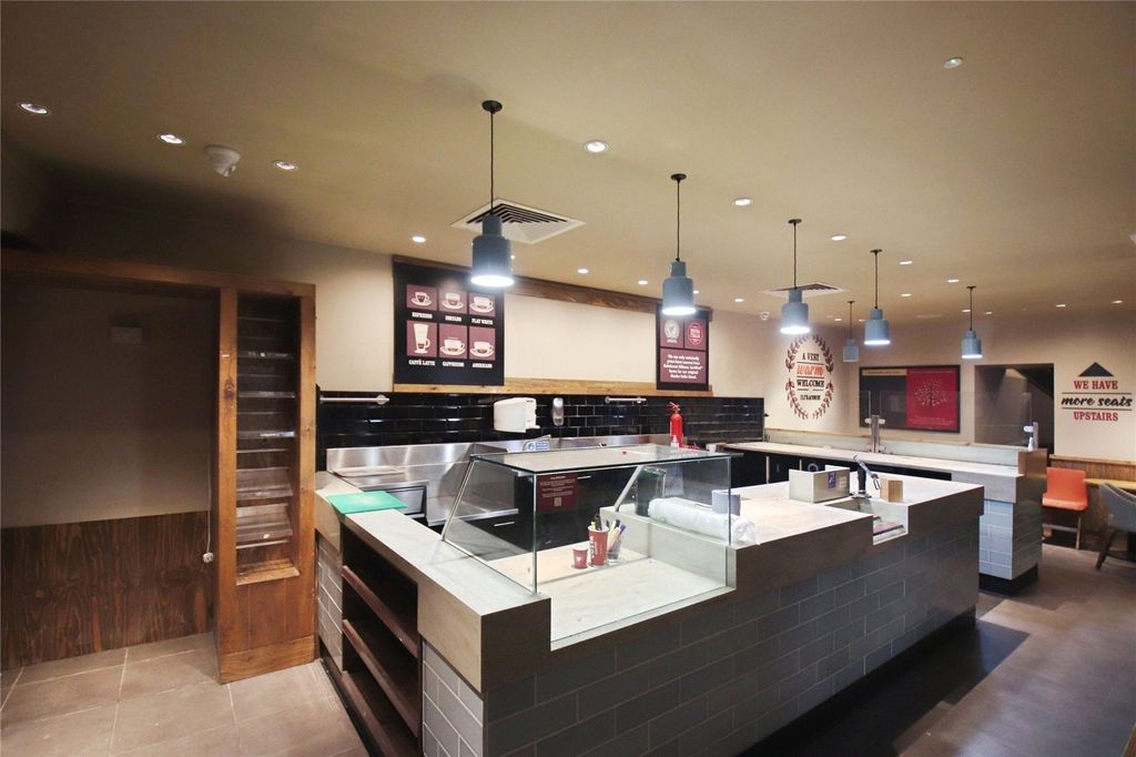 Property photo 2 of 7 Picture No. 01