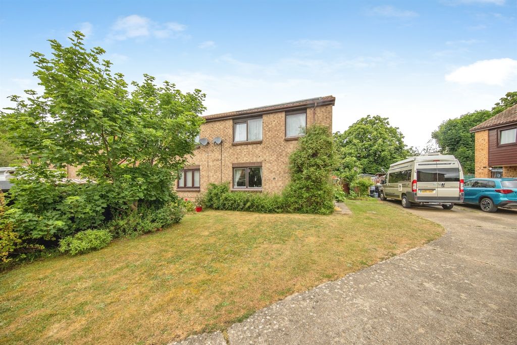 Property photo 2 of 20