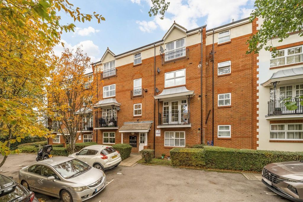 Property photo 1 of 7