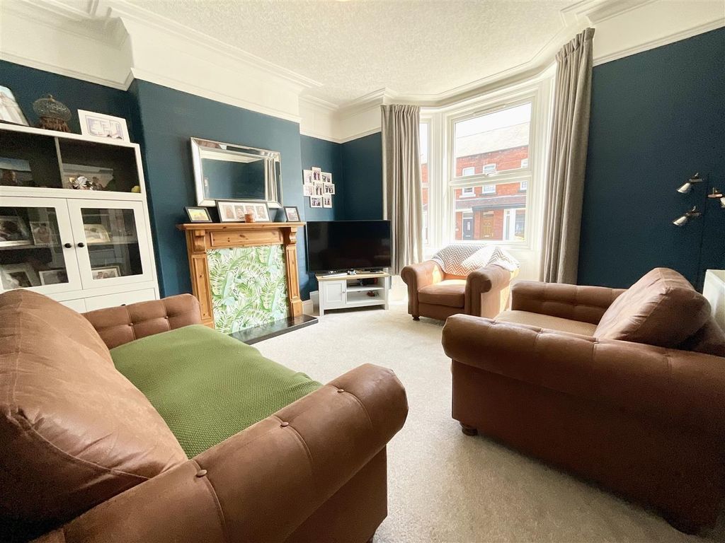 Property photo 2 of 12 Yryi3Riineetg9Az4Yegza.Jpg