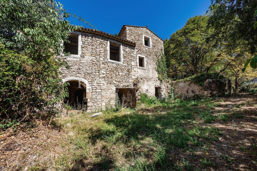 Property photo 1 of 6 Mènérbes - Property To Renovate With View