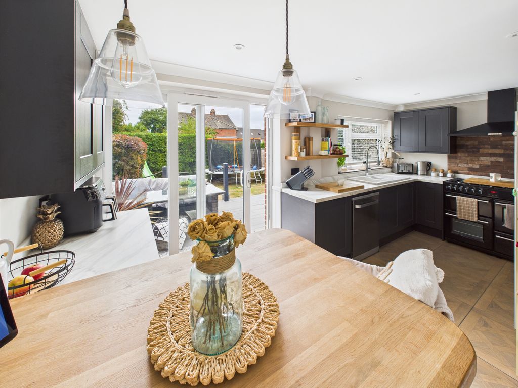 Property photo 3 of 14 Gallery