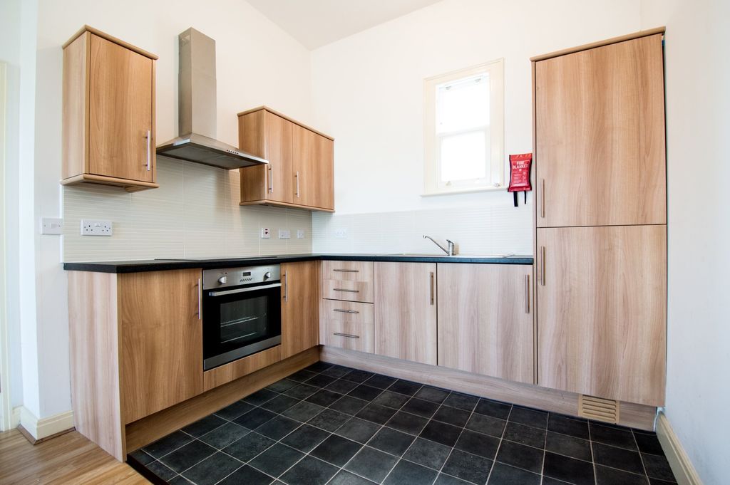 Property photo 1 of 4