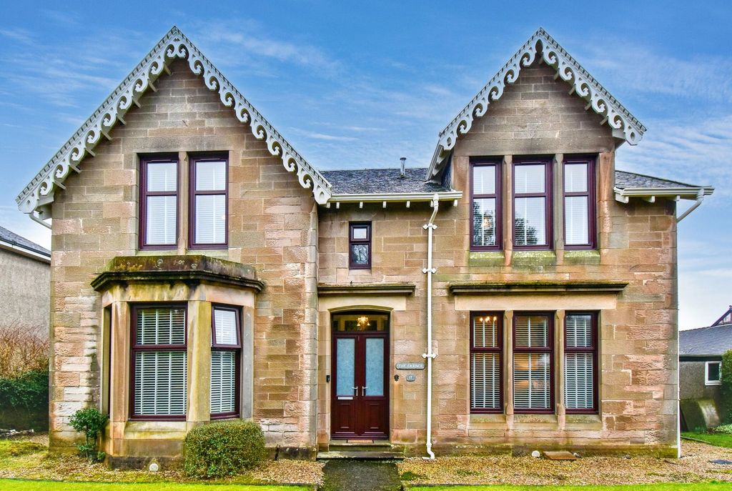 Property photo 1 of 40 Exterior