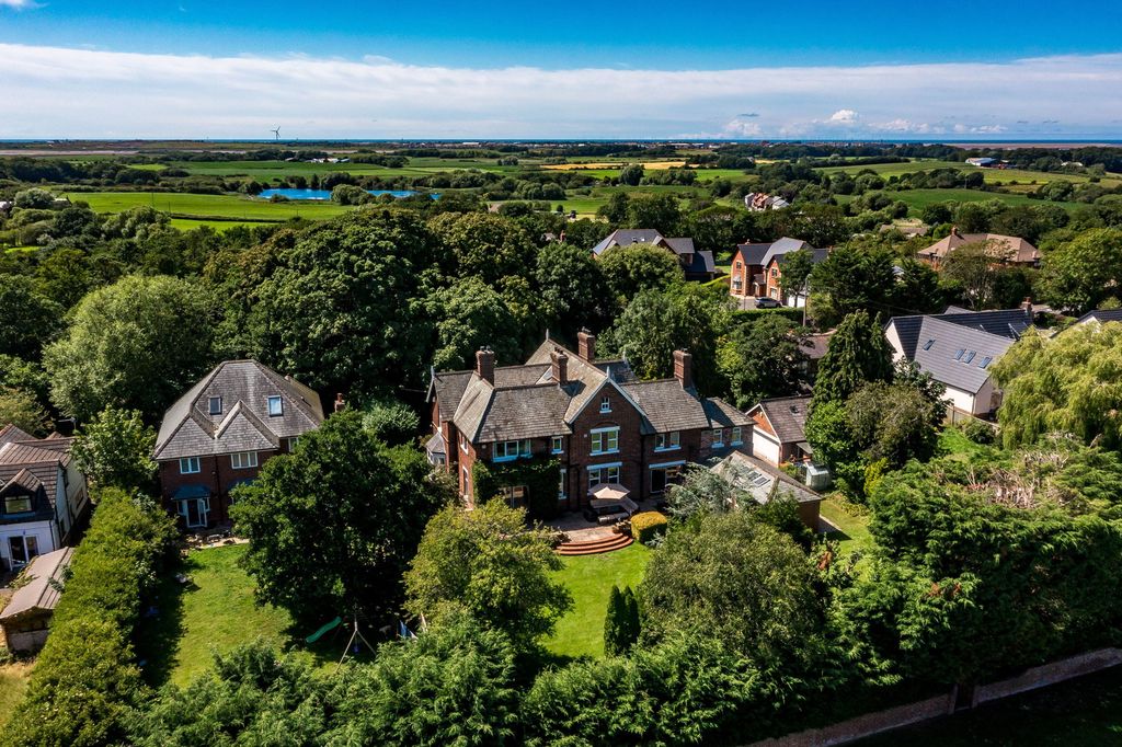 Property photo 2 of 55