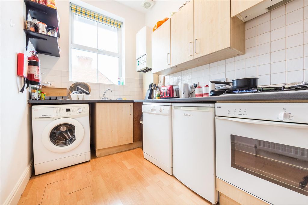 Property photo 2 of 6 14A Mistletoe Rd - Hi-2.Jpg