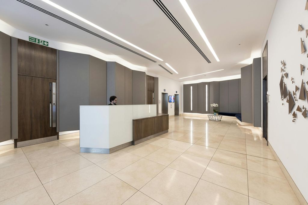 Property photo 2 of 9 50Pallmall6Thfloorfta54.Jpg