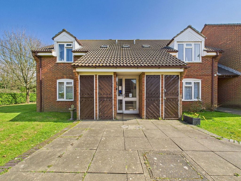 Property photo 1 of 10