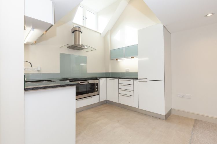Property photo 1 of 9 237653