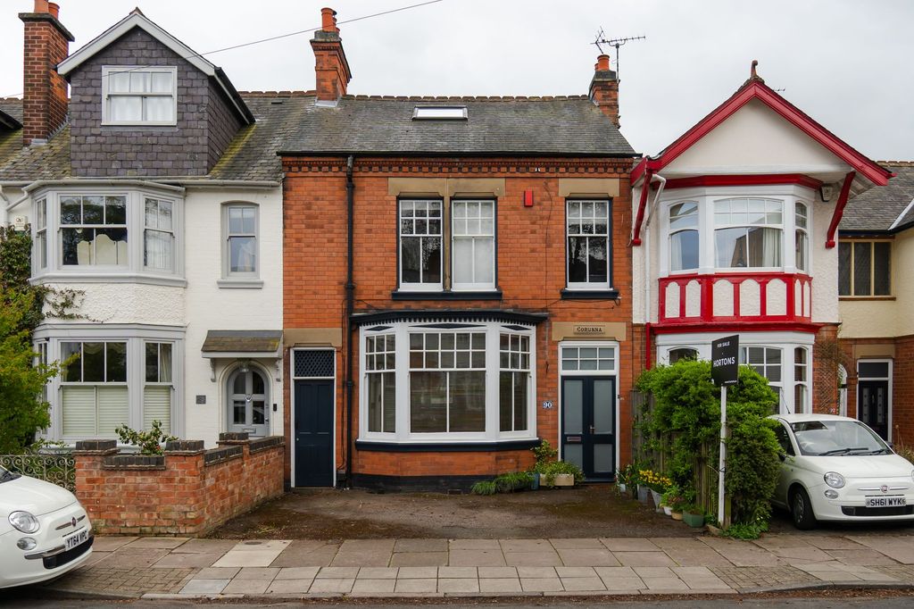 Property photo 1 of 47