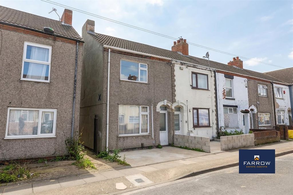 Property photo 1 of 19 Front