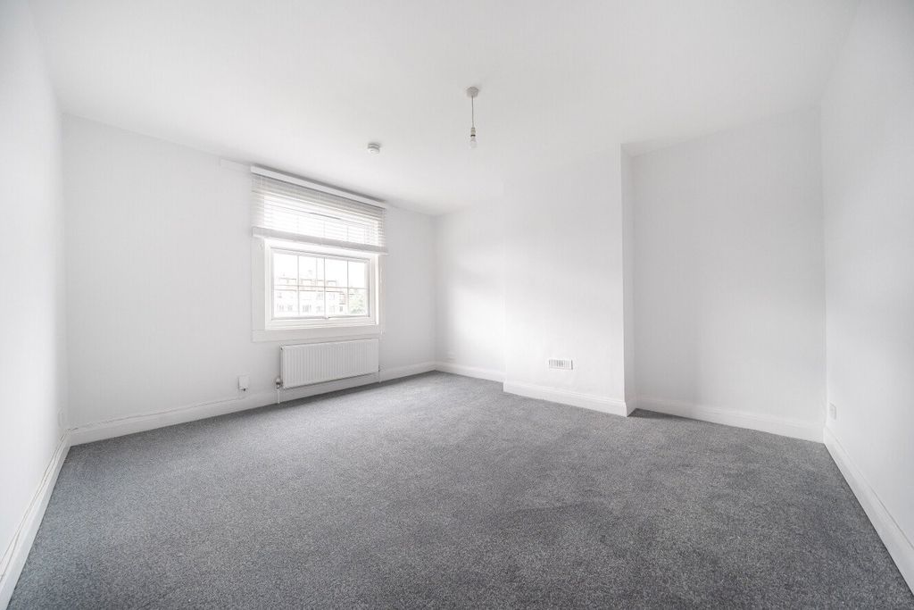 Property photo 2 of 6 Picture No. 03