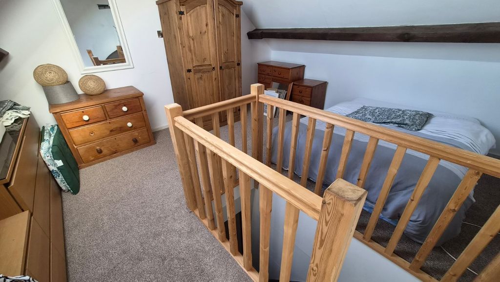 Property photo 3 of 4 Picture No. 03