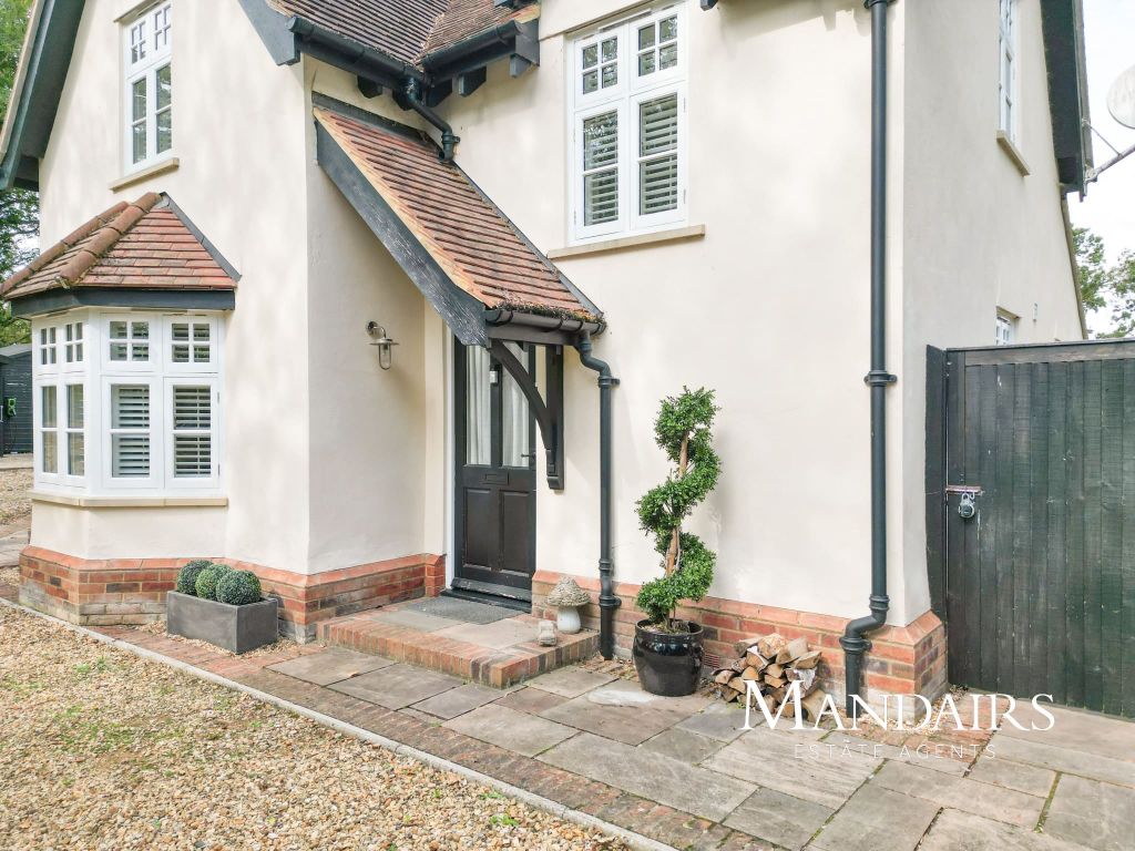 Property photo 1 of 40