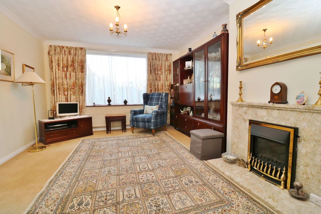 Property photo 2 of 15
