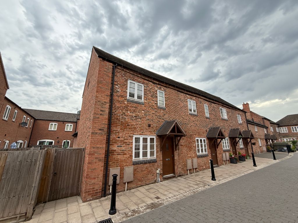 Property photo 2 of 18