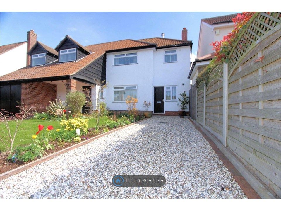 Property photo 1 of 11 The Maisonette