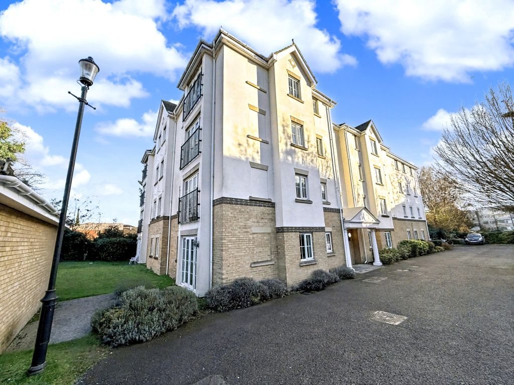 Property photo 1 of 8