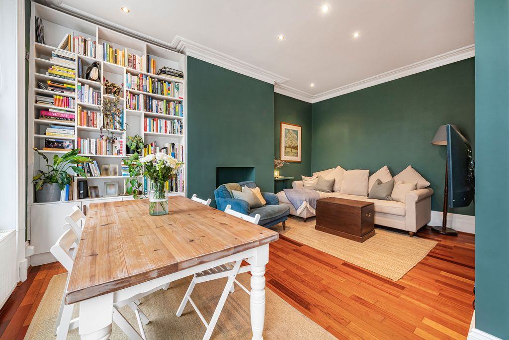 Property photo 3 of 15