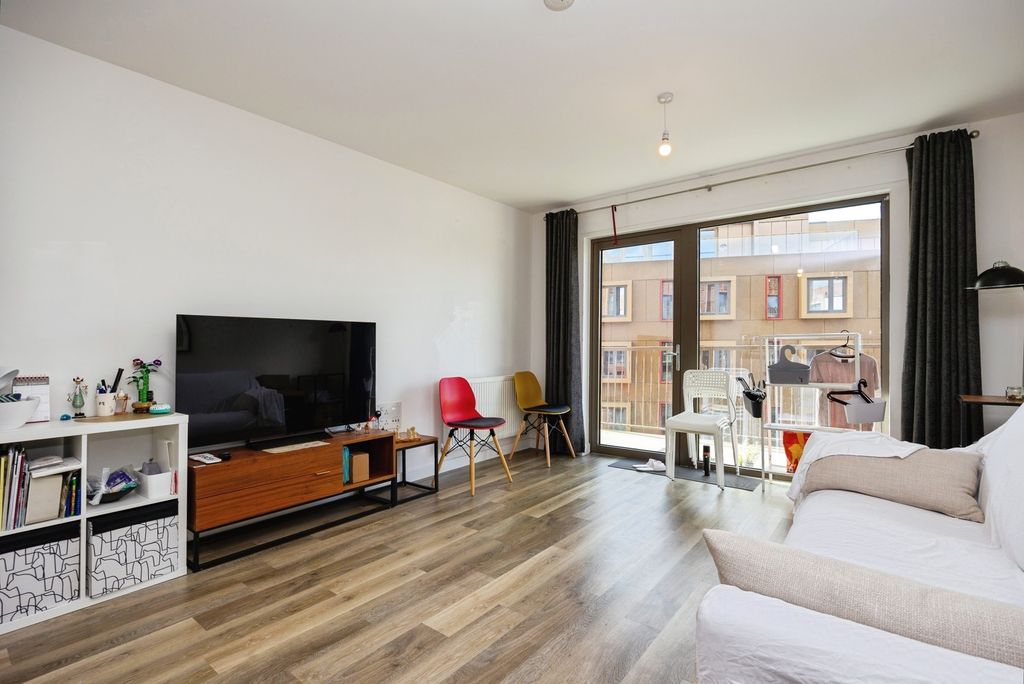 Property photo 1 of 12 Pbox-Img.Jpg
