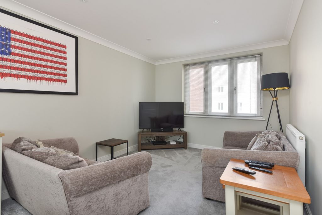 Property photo 2 of 13 4484966