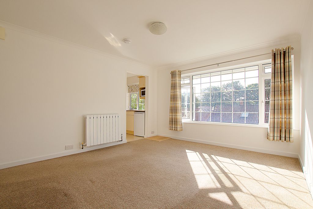 Property photo 2 of 8 Photo 1