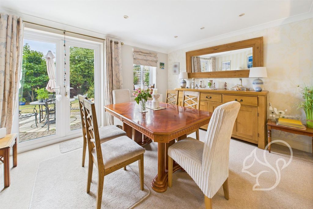 Property photo 3 of 29 Lounge/Diner