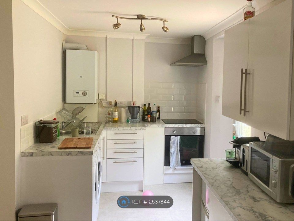 Property photo 2 of 5