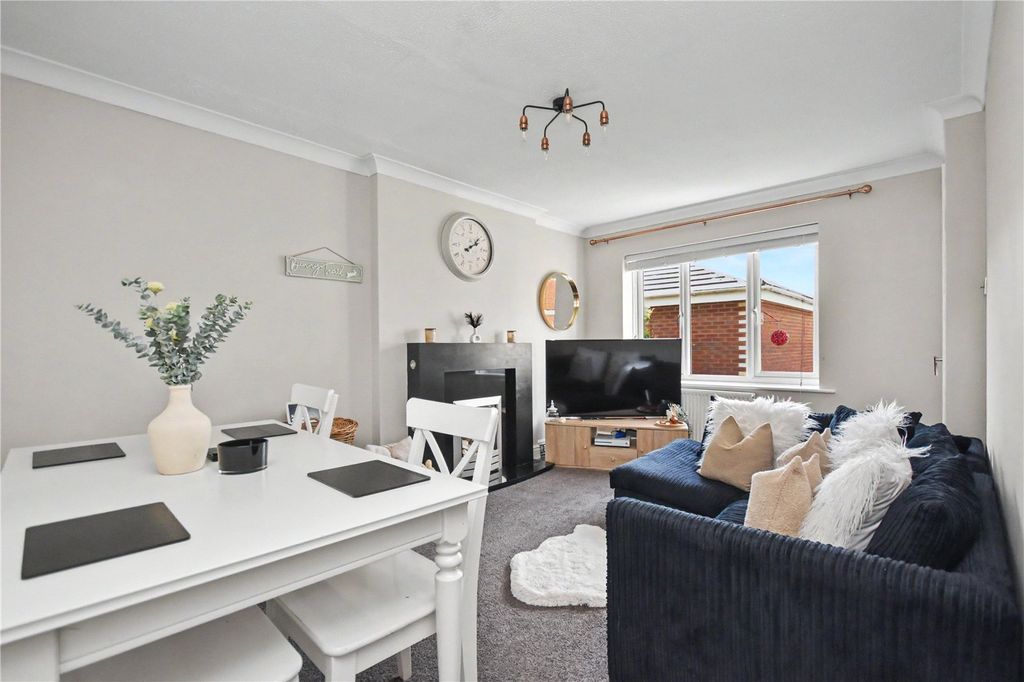 Property photo 3 of 14 Picture No. 05