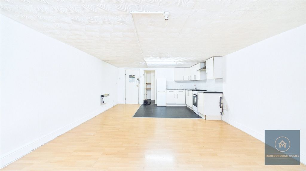 Property photo 1 of 10 Picture No. 04