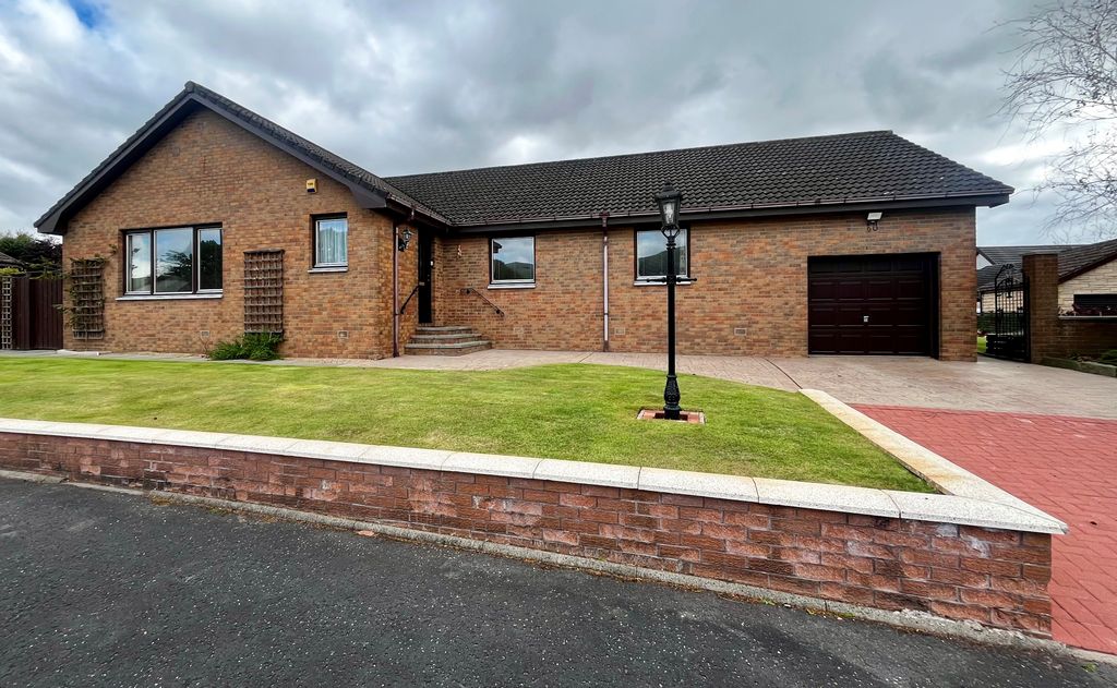 Property photo 1 of 38