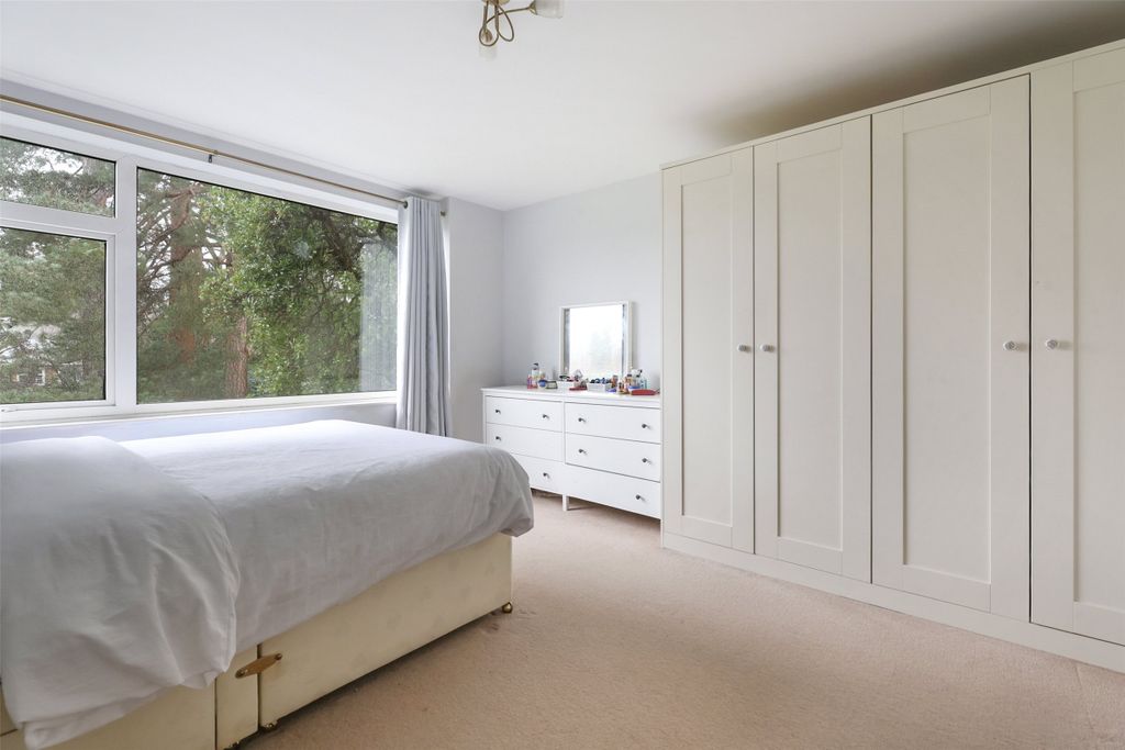 Property photo 3 of 15 Picture No. 27