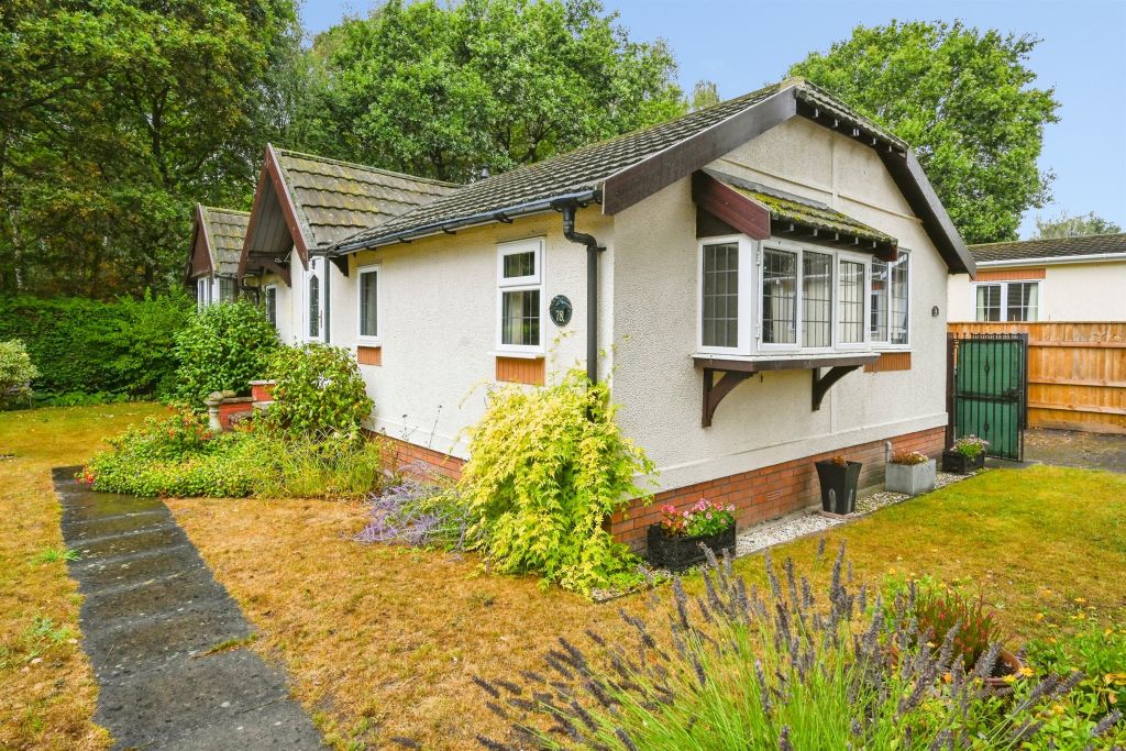 Property photo 2 of 18
